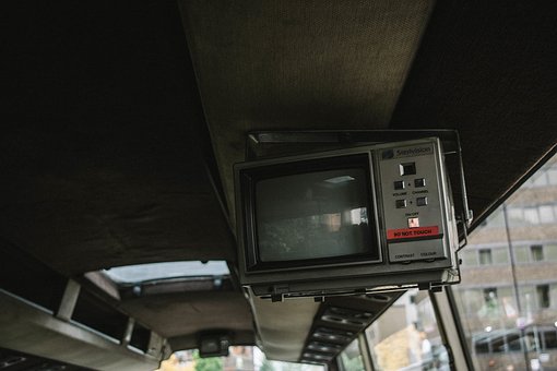 Во всех автобусах «Мострансавто» появятся телевизоры